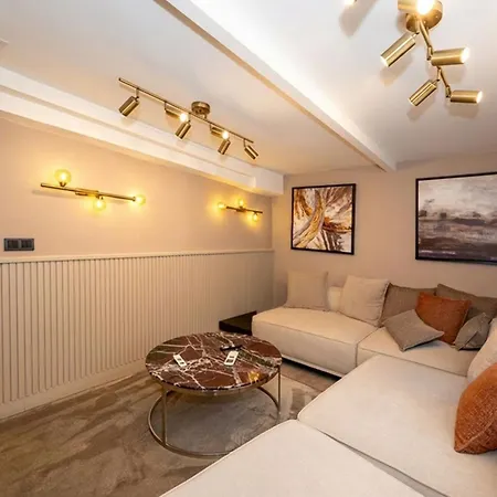 Karakoey Prive Hotel