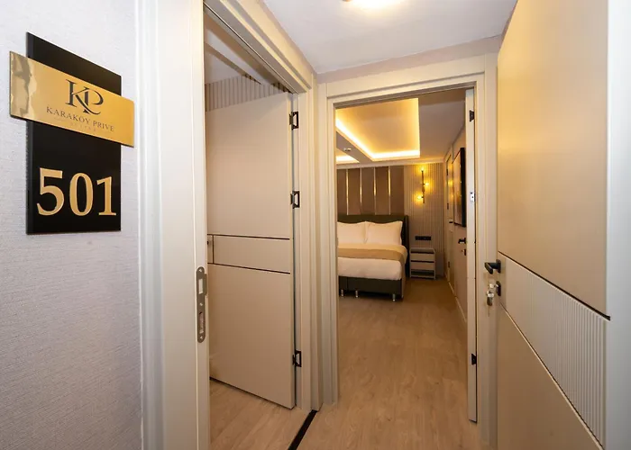 Hotel Karakoey Prive *