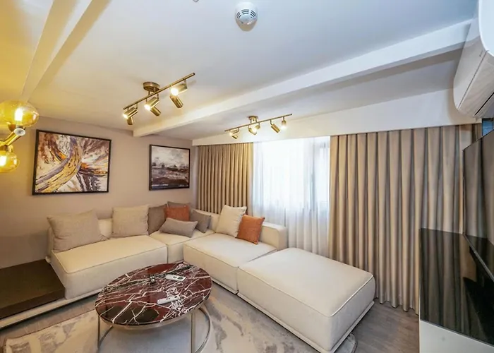 Hotel Karakoey Prive *